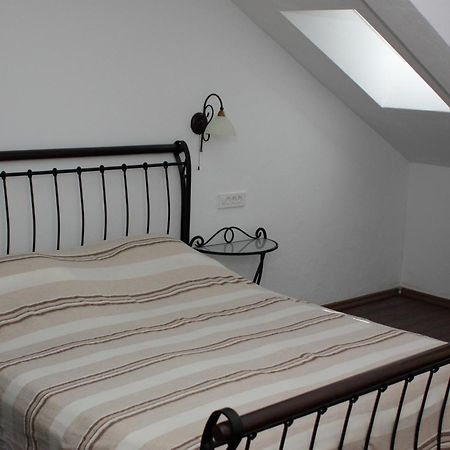Apartments Vila Oksana Mimice Zimmer foto